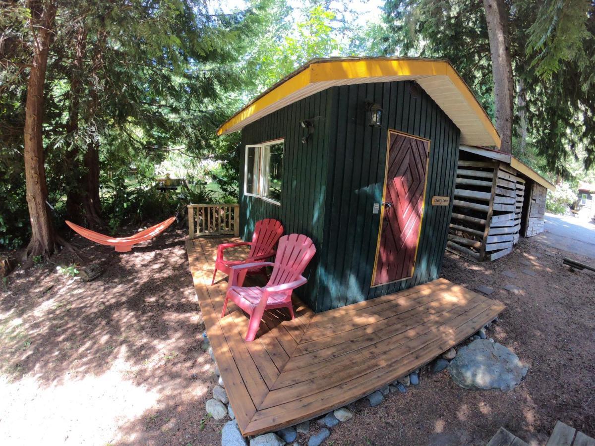 Up The Creek Backpacker'S Lodge Roberts Creek Luaran gambar