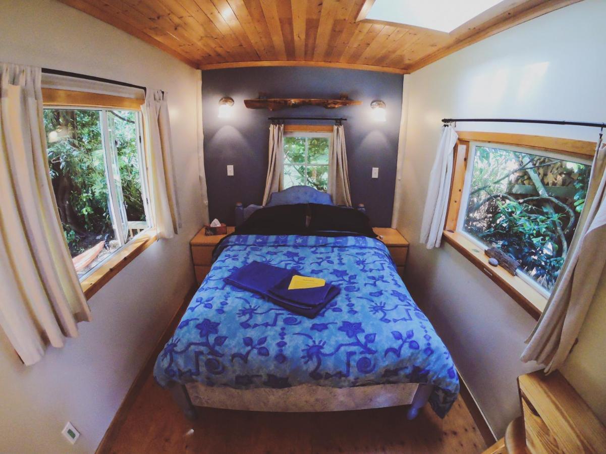 Up The Creek Backpacker'S Lodge Roberts Creek Luaran gambar