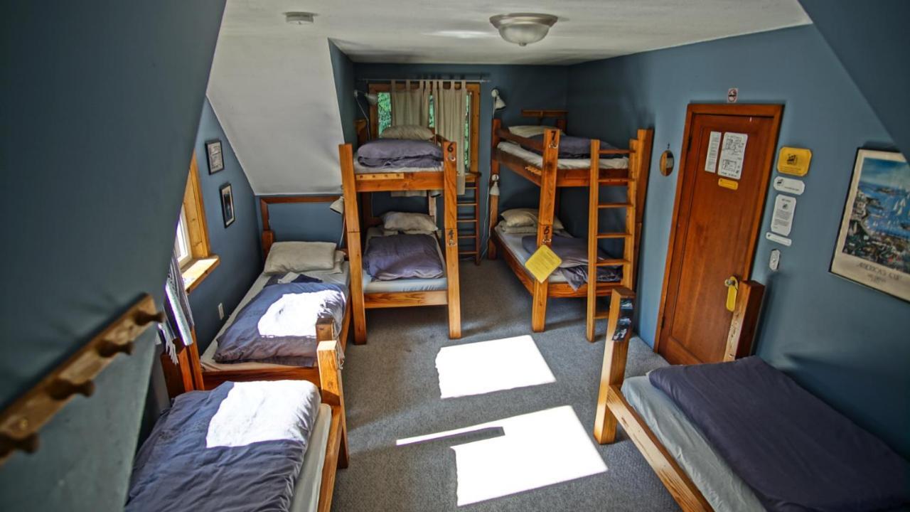 Up The Creek Backpacker'S Lodge Roberts Creek Luaran gambar